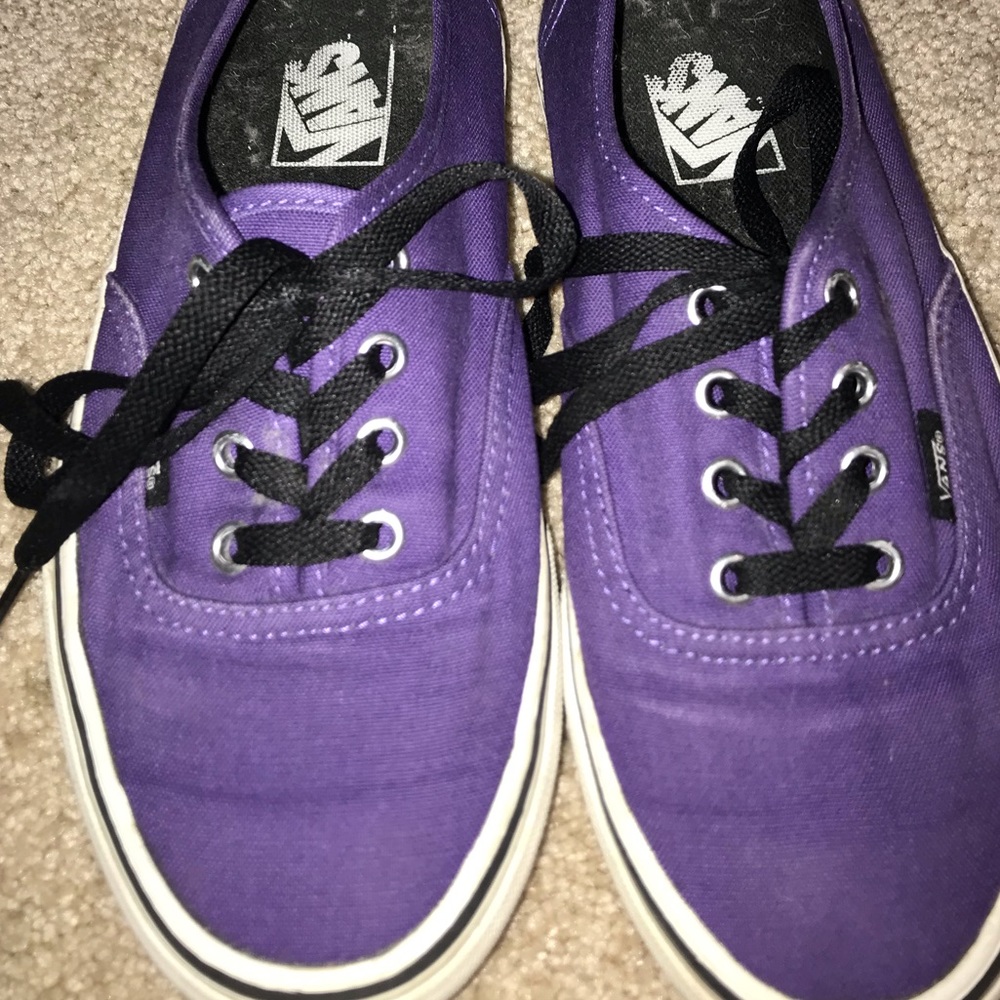 PURPLE VANS